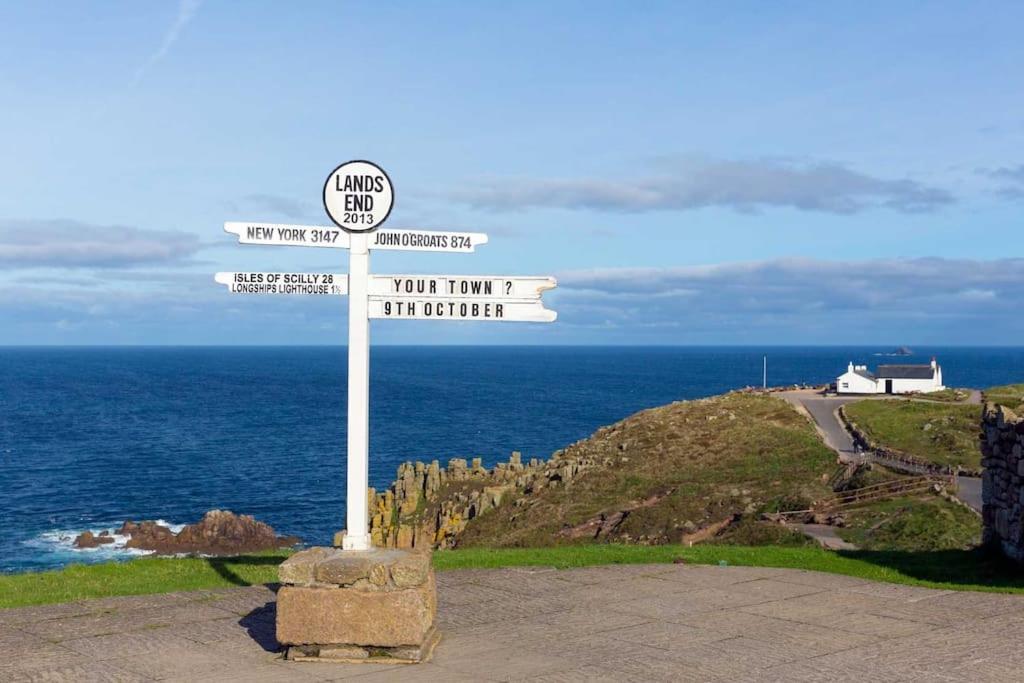 The Old Dairy, Land'S End, Sennen Apartment Exterior foto